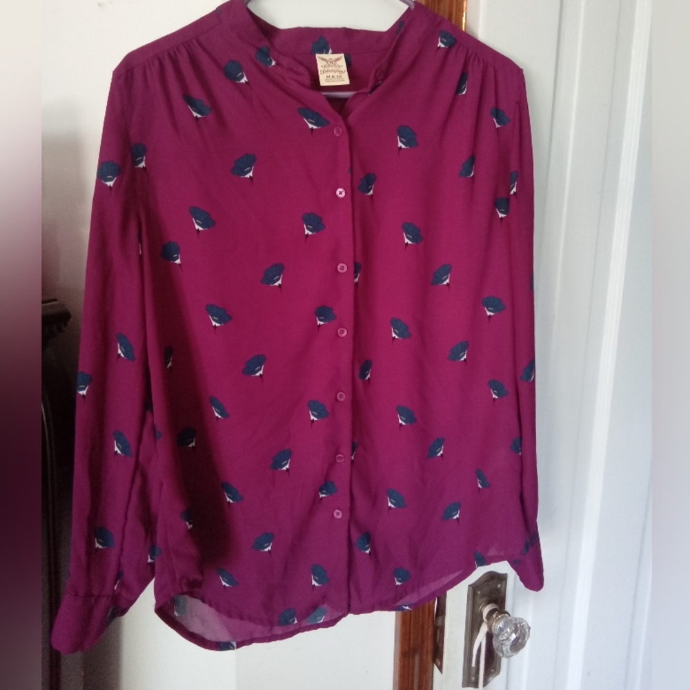 Cute blouse